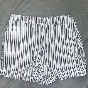 NWT striped gray and white shorts